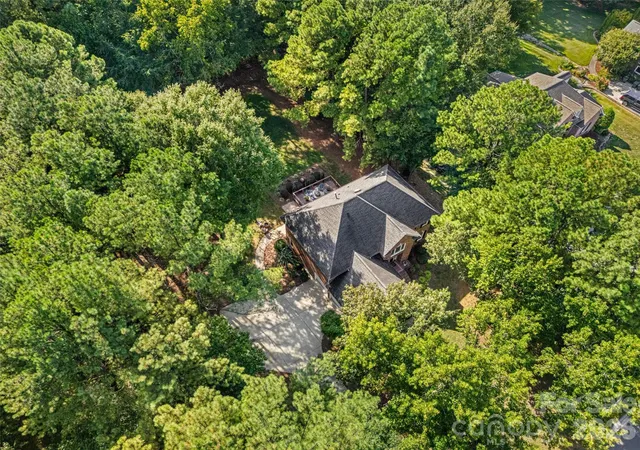 Photo 2 of Single family home for sale at 2963 Eppington S Dr, Fort Mill, SC 29708 | MLS# 4424192 | Listing updated on 2026-09-25