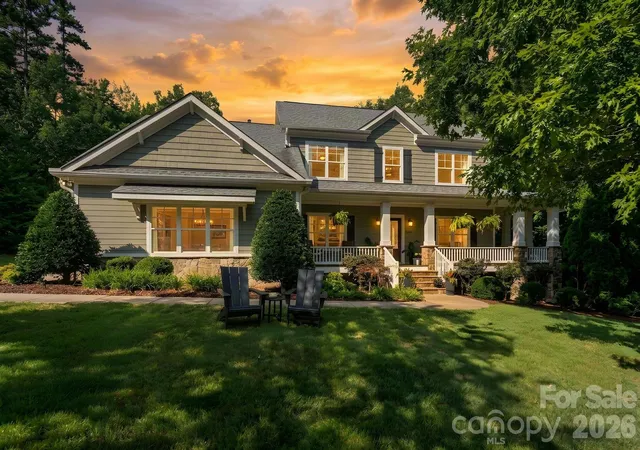 Photo 1 of Single family home for sale at 174 Logan Xing Dr, Davidson, NC 28036 | MLS# 4424193 | Listing updated on 2026-10-03