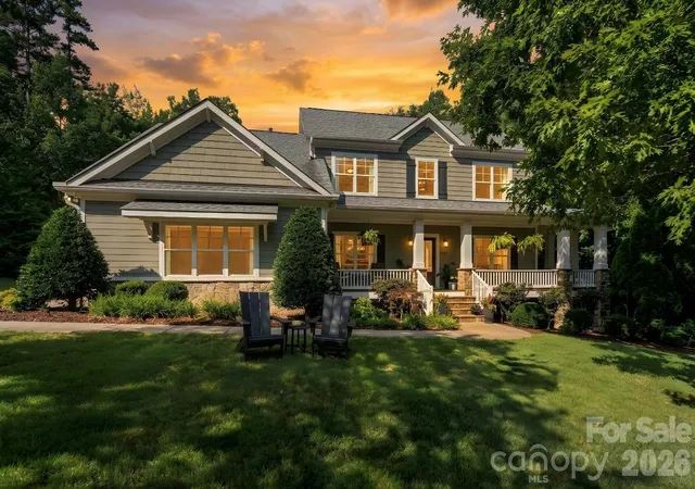 Photo 1 of Single family home for sale at 174 Logan Xing Dr, Davidson, NC 28036 | MLS# 4424193 | Listing updated on 2026-10-18