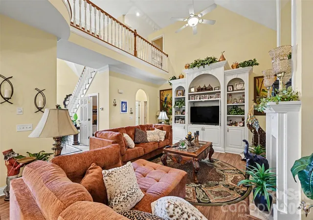 Photo 4 of Single family home for sale at 1244 Kennett Ave, Gastonia, NC 28054 | MLS# 4424200 | Listing updated on 2026-10-03