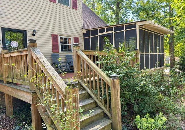 Photo 2 of Single family home for sale at 1610 Springhaven Cir, Albemarle, NC 28001 | MLS# 4424212 | Listing updated on 2026-09-16