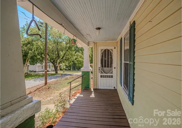 Photo 4 of Single family home for sale at 401 8th Street, Spencer, NC 28159 | MLS# 4424219 | Listing updated on 2026-09-14