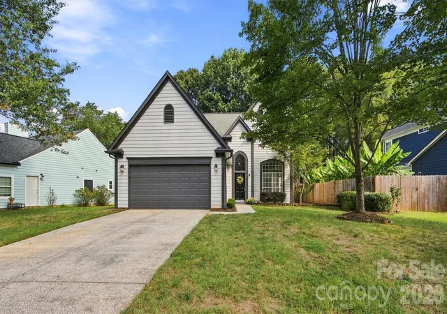 Photo 2 of Single family home for sale at 10207 Bon Meade Ln, Cornelius, NC 28031 | MLS# 4424230 | Listing updated on 2026-10-02