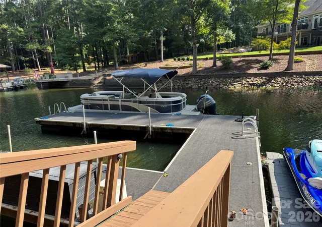 Photo 3 of Sale Pending at 9040 Fair Oak Dr, Sherrills Ford, NC 28673 | MLS# 4424231 | Listing updated on 2026-10-07