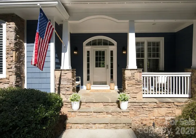 Photo 2 of Sale Pending at 9040 Fair Oak Dr, Sherrills Ford, NC 28673 | MLS# 4424231 | Listing updated on 2026-10-07