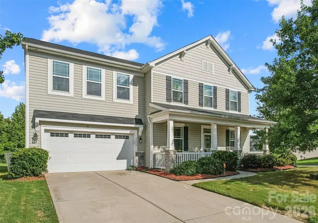 Photo 2 of Single family home for sale at 9002 Willowfield Dr, Charlotte, NC 28269 | MLS# 4424238 | Listing updated on 2026-10-28