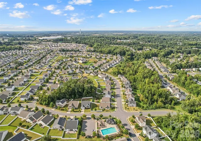 Photo 42 of Single family home for sale at 9002 Willowfield Dr, Charlotte, NC 28269 | MLS# 4424238 | Listing updated on 2026-09-15