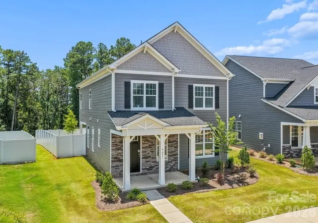 Photo 1 of Single family home for sale at 9601 Pointer Rd #77, Huntersville, NC 28078 | MLS# 4424257 | Listing updated on 2026-10-28