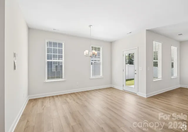 Photo 4 of Single family home for sale at 9601 Pointer Rd #77, Huntersville, NC 28078 | MLS# 4424257 | Listing updated on 2026-10-28