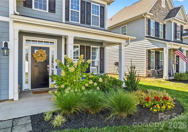 Photo 3 of Single family home for sale at 117 Candlelight Way, Mooresville, NC 28115 | MLS# 4424260 | Listing updated on 2026-09-22