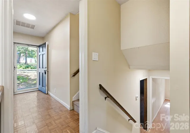 Photo 2 of Single family home for sale at 609 Old Farm Rd, Statesville, NC 28625 | MLS# 4424264 | Listing updated on 2026-09-14