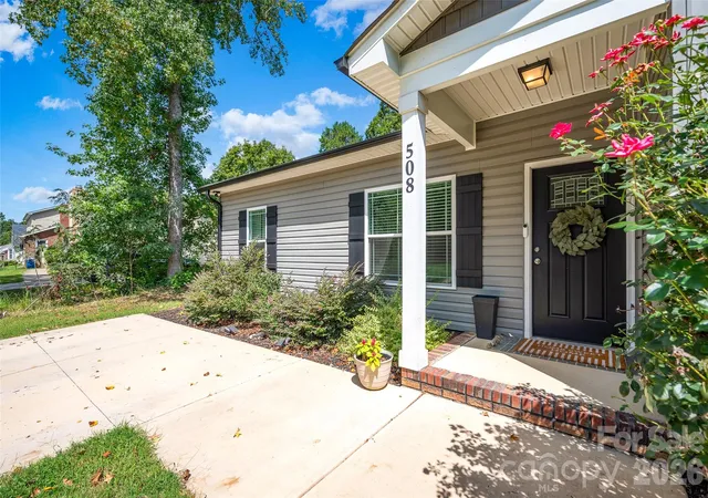 Photo 1 of Single family home for sale at 508 Willow Rd, Salisbury, NC 28147 | MLS# 4424265 | Listing updated on 2026-09-22
