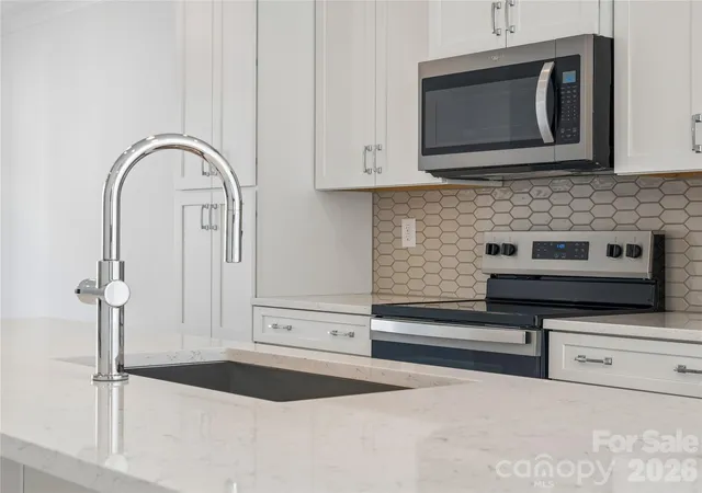Photo 2 of Townhouse for sale at 3708 S Tryon St, Charlotte, NC 28217 | MLS# 4424268 | Listing updated on 2026-09-13