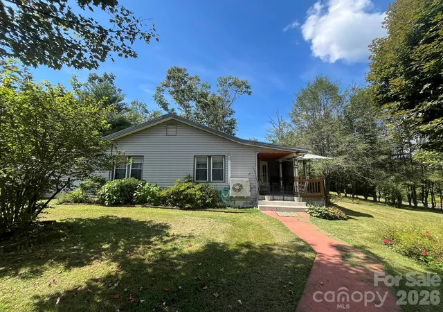 Photo 1 of Single family home for sale at 74 Vaughn Rd, Spruce Pine, NC 28777 | MLS# 4424283 | Listing updated on 2026-09-30
