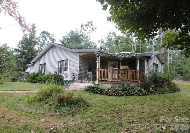 Photo 2 of Single family home for sale at 74 Vaughn Rd, Spruce Pine, NC 28777 | MLS# 4424283 | Listing updated on 2026-09-30