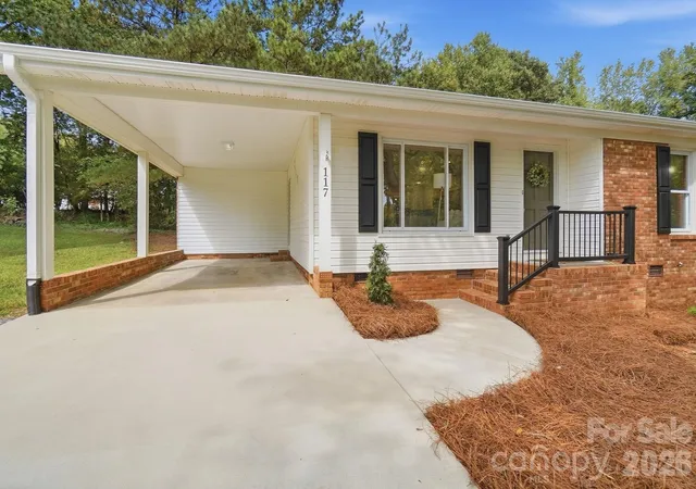 Photo 3 of Single family home for sale at 117 Boundary Rd, Oakboro, NC 28129 | MLS# 4424286 | Listing updated on 2026-10-02