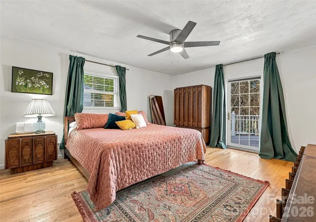 Photo 4 of Single family home for sale at 8 Hummingbird Ln, Asheville, NC 28806 | MLS# 4424287 | Listing updated on 2026-10-05
