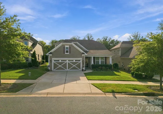 Photo 3 of Single family home for sale at 8407 Festival Way, Charlotte, NC 28215 | MLS# 4424294 | Listing updated on 2026-10-07
