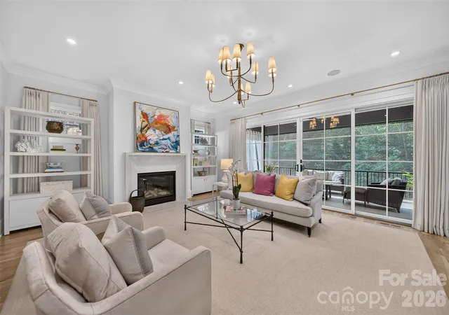 Photo 2 of Mansion for sale at 6006 Old Providence Ln, Charlotte, NC 28226 | MLS# 4424304 | Listing updated on 2026-09-23