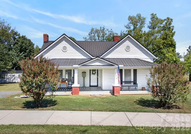 Photo 1 of Single family home for sale at 3276 E Calvin St #1-2, Claremont, NC 28610 | MLS# 4424311 | Listing updated on 2026-10-01