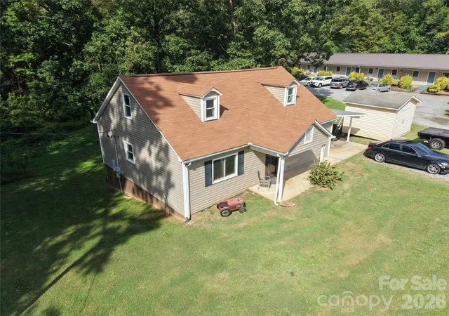 Photo 2 of Single family home for sale at 4266 Smokey Crk Rd, Lenoir, NC 28645 | MLS# 4424314 | Listing updated on 2026-09-16