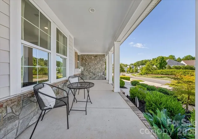 Photo 4 of Single family home for sale at 13634 Huntson Park Ln, Huntersville, NC 28078 | MLS# 4424324 | Listing updated on 2026-09-30