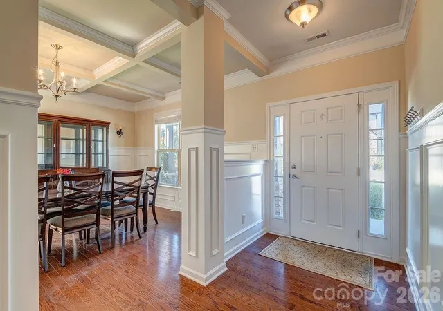 Photo 4 of Single family home for sale at 5 Breyerton Ct, Asheville, NC 28804 | MLS# 4424347 | Listing updated on 2026-10-06