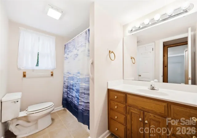 Photo 3 of Single family home for sale at 250 Roberta Rd Sw, Concord, NC 28027 | MLS# 4424352 | Listing updated on 2026-10-07