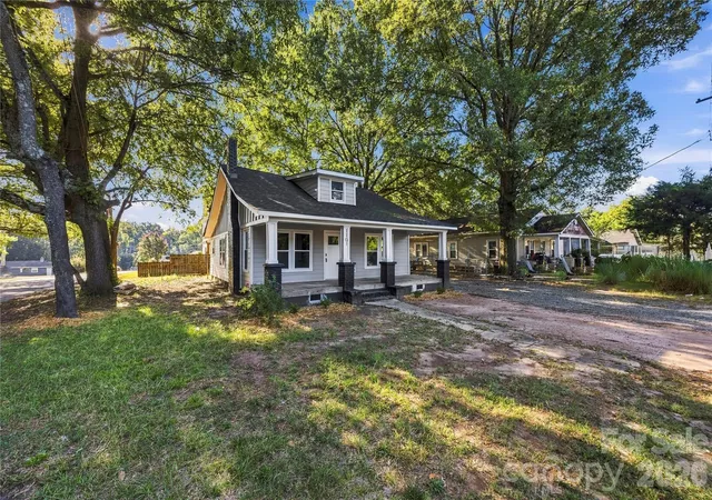 Photo 27 of Single family home for sale at 1101 Opal St, Charlotte, NC 28208 | MLS# 4424357 | Listing updated on 2026-09-15