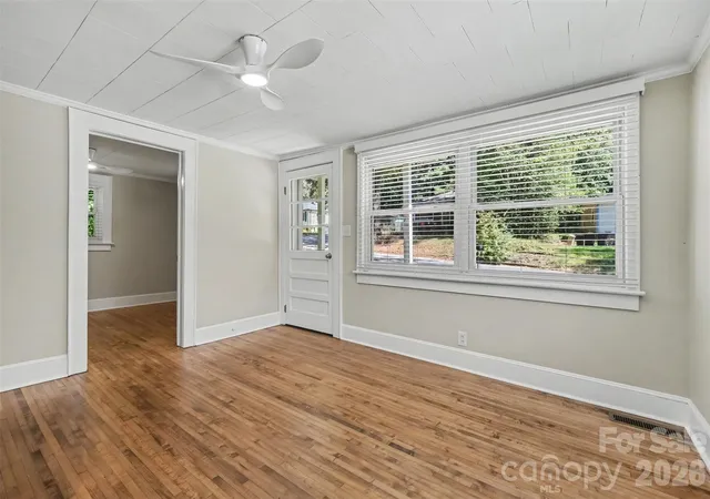 Photo 4 of Single family home for sale at 573 Allison St NW, Concord, NC 28025 | MLS# 4424363 | Listing updated on 2026-09-16