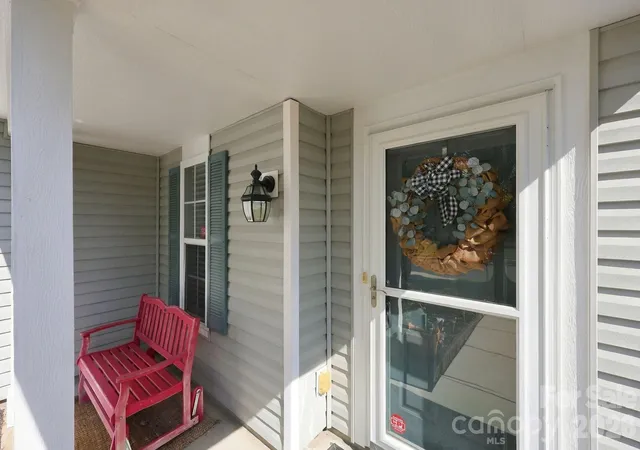 Photo 3 of Single family home for sale at 4331 Saint Catherines Ct, Concord, NC 28025 | MLS# 4424369 | Listing updated on 2026-10-04