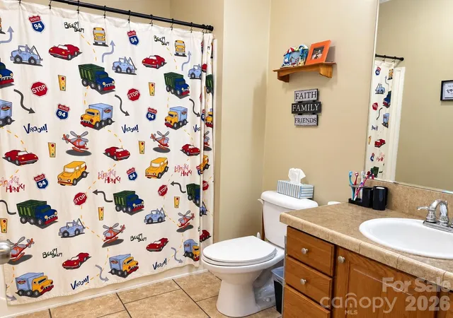Photo 17 of Single family home for sale at 1046 Edgemont Ter, Morganton, NC 28655 | MLS# 4424386 | Listing updated on 2026-09-15