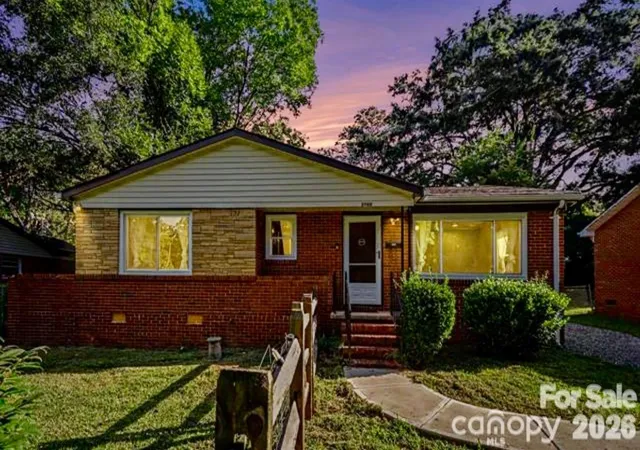 Photo 1 of Single family home for sale at 3960 Bristol Dr, Charlotte, NC 28208 | MLS# 4424389 | Listing updated on 2026-09-15