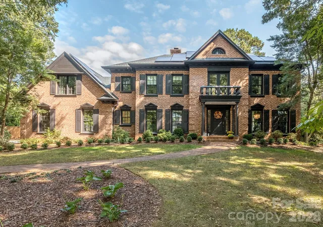Single family home for sale at 5307 Mirabell Rd, Charlotte, NC 28226 | MLS# 4424407