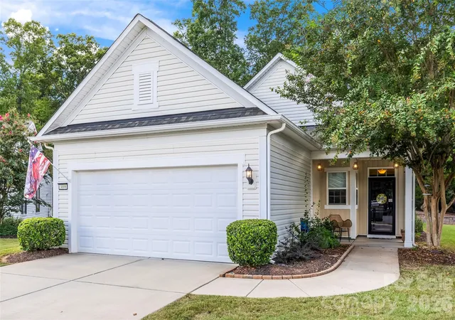 Single family home for sale at 3008 Autumn Hl Ln, Fort Mill, SC 29707 | MLS# 4424412