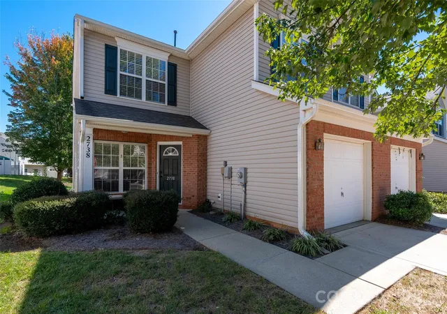 Townhouse for sale at 2738 Ml Valley Ct, Matthews, NC 28105 | MLS# 4424420