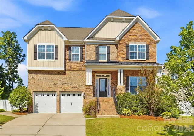 Photo 1 of Single family home for sale at 10038 Travertine Trl, Davidson, NC 28036 | MLS# 4424425 | Listing updated on 2026-09-28
