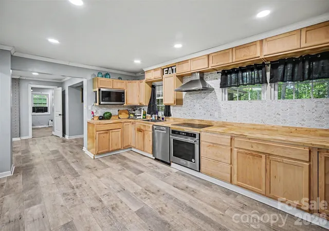 Photo 3 of Single family home for sale at 2681 University Dr, Lancaster, SC 29720 | MLS# 4424448 | Listing updated on 2026-10-02