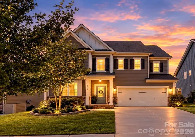 Photo 1 of Single family home for sale at 7013 Hamilton Ml Dr, Waxhaw, NC 28173 | MLS# 4424451 | Listing updated on 2026-10-29