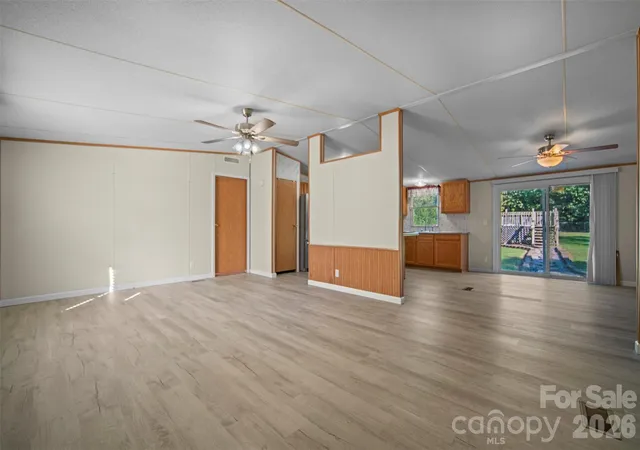 Photo 3 of Single family home for sale at 2089 Bison Trl, Maiden, NC 28650 | MLS# 4424457 | Listing updated on 2026-09-23