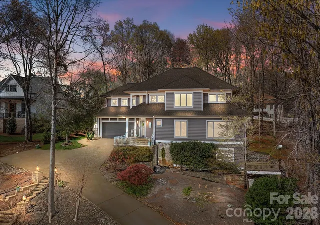 Photo 3 of Single family home for sale at 184 High Lake Dr, Statesville, NC 28677 | MLS# 4424458 | Listing updated on 2026-09-28