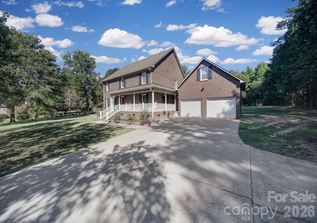 Photo 3 of Single family home for sale at 2155 Strawberry Rd, Rock Hill, SC 29730 | MLS# 4424462 | Listing updated on 2026-09-19