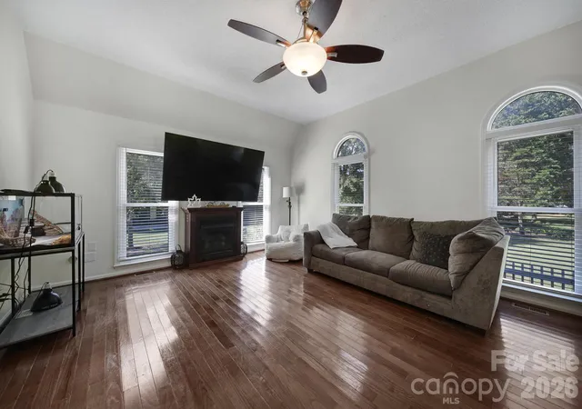 Photo 4 of Single family home for sale at 2155 Strawberry Rd, Rock Hill, SC 29730 | MLS# 4424462 | Listing updated on 2026-09-19