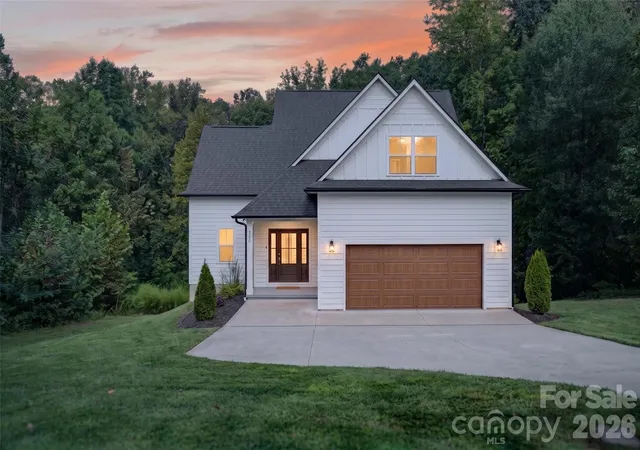 Photo 2 of Single family home for sale at 229 Shenandoah Loop, Troutman, NC 28166 | MLS# 4424499 | Listing updated on 2026-09-29