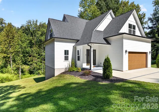 Photo 3 of Single family home for sale at 229 Shenandoah Loop, Troutman, NC 28166 | MLS# 4424499 | Listing updated on 2026-09-29