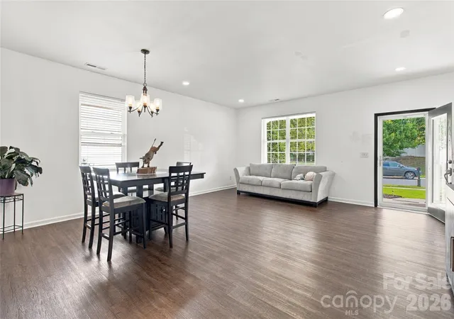 Photo 2 of Single family home for sale at 1119 Spicewood Pines Rd, Fort Mill, SC 29708 | MLS# 4424514 | Listing updated on 2026-09-17