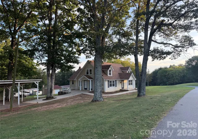 Photo 1 of Single family home for sale at 3575 Huie St, Newton, NC 28658 | MLS# 4424520 | Listing updated on 2026-09-17