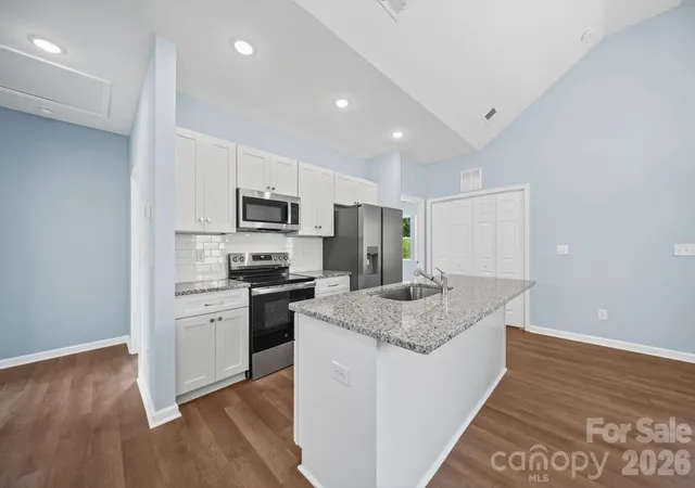 Photo 4 of Single family home for sale at 301 N Long St, Salisbury, NC 28144 | MLS# 4424524 | Listing updated on 2026-09-29