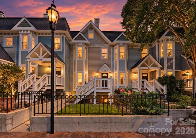 Photo 1 of Townhouse for sale at 316 W 10th Street, Charlotte, NC 28202 | MLS# 4424532 | Listing updated on 2026-10-25