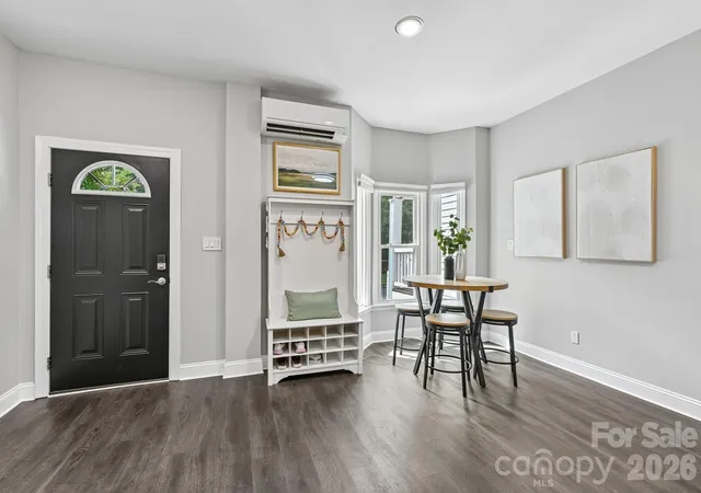 Photo 3 of Townhouse for sale at 316 W 10th Street, Charlotte, NC 28202 | MLS# 4424532 | Listing updated on 2026-10-06